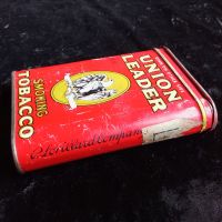 Стара ламаринена цигарена кутия от 1930-те, снимка 8 - Колекции - 45856195