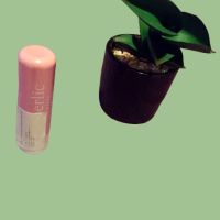 Балсам за устни ,,Faberlic”, антивъзрастов, безцветен , снимка 1 - Декоративна козметика - 45134425
