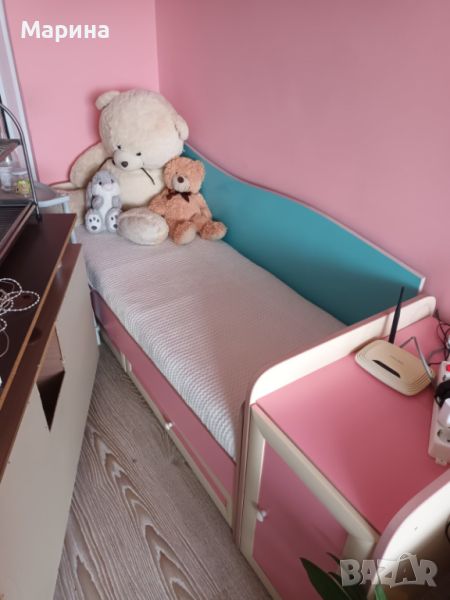 Детско легло + матрак +детски гардероб, снимка 1