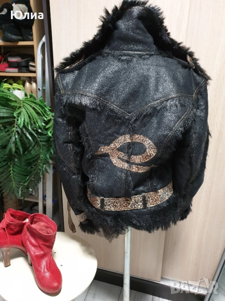 Яке  на Enita, снимка 1