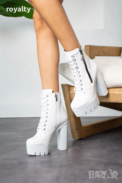 Боти на ток - бяла кожа с бяло ходило (бели връзки), снимка 1