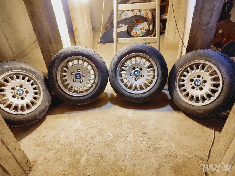 Джанти с гуми БМВ е36 бирени капачки, снимка 1