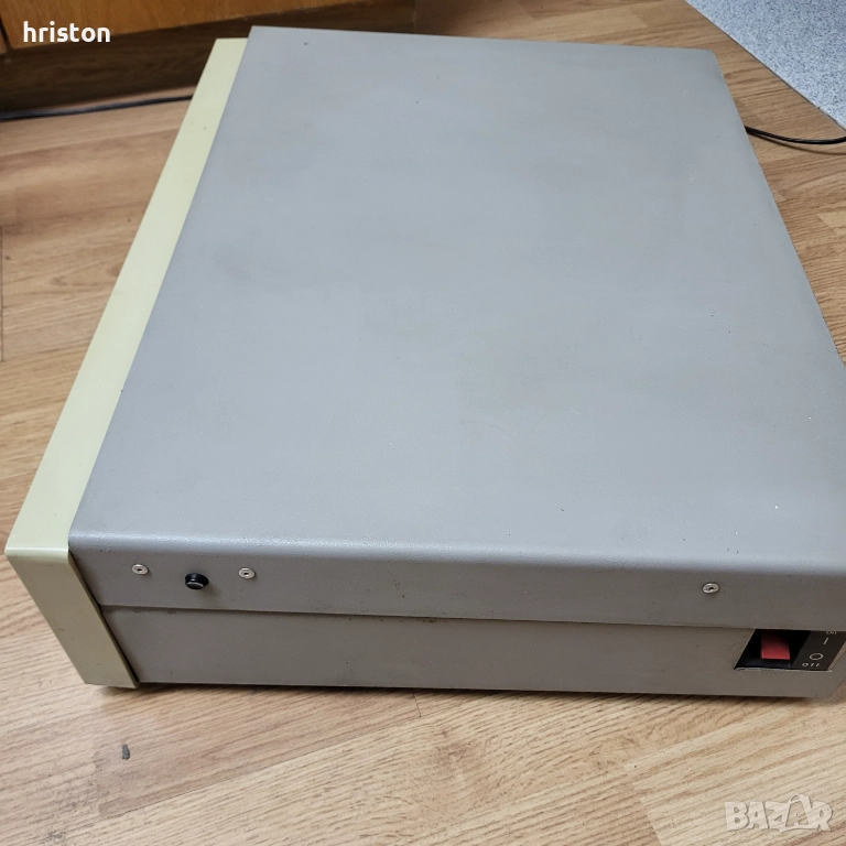 Продавам кутия със захранване от "Правец 16", снимка 1