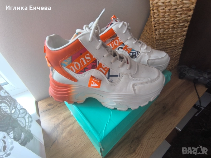 Маратонки и зимни боти , снимка 1