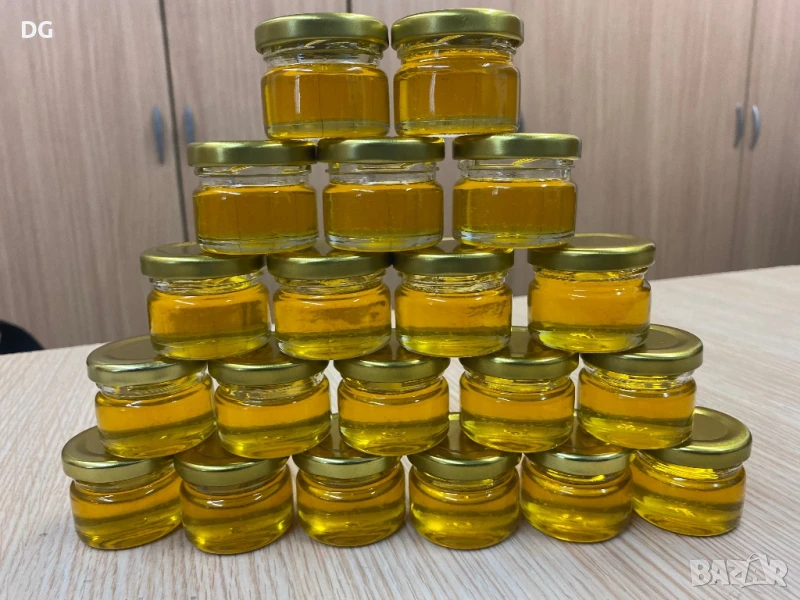 Бурканчета пълни с мед 25 мл. за подаръци, снимка 1