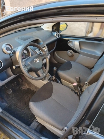 Toyota aygo 1. 0VVT-I(68кс), снимка 12 - Автомобили и джипове - 52857943