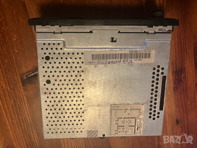 Продавам оригинално радио , снимка 6 - Радиокасетофони, транзистори - 54023366