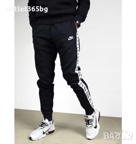 Nike - Repeat Logo Joggers Black HV3994-010 Оригинал Код 840, снимка 2 - Спортни дрехи, екипи - 54212414