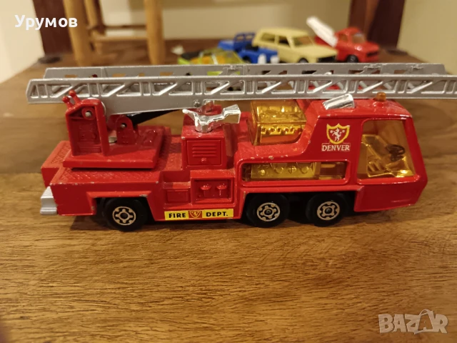 Метална пожарна Matchbox, снимка 3 - Коли, камиони, мотори, писти - 51309377