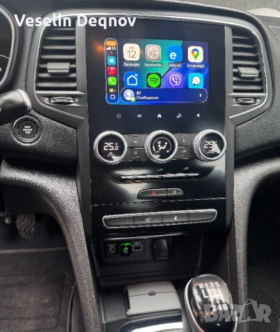 Renault Megane 1.5 Blue DCI, Facelift, снимка 10 - Автомобили и джипове - 53458390