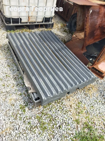 Плоча за челюстна трошачка ОМ 35 600х900