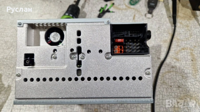 Радио за Мерцедес mercedes radio mf2750, снимка 3 - Части - 53372394