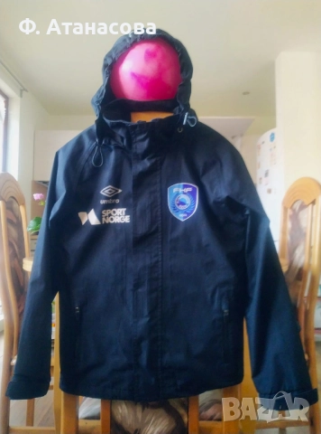 Марково детско спортно яке UMBRO УМБРО, размер 140-146, 9-10 години, снимка 3 - Детски якета и елеци - 51761287