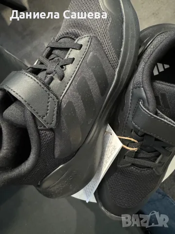 Маратонки Adidas, снимка 3 - Детски маратонки - 49999754