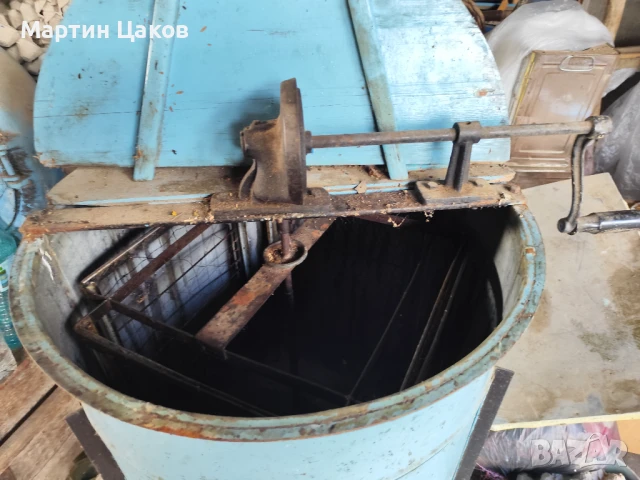 Центрофуга за пчелен мед , снимка 4 - Други животни - 50487489