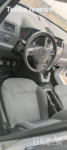 Opel Zafira B 1.9 CDTI, снимка 6 - Автомобили и джипове - 53716354