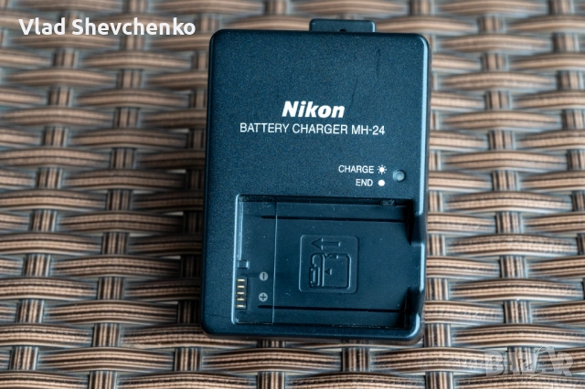 Nikon D5200 + Nikon AF-S DX 35mm f/1.8G, снимка 10 - Фотоапарати - 54095251