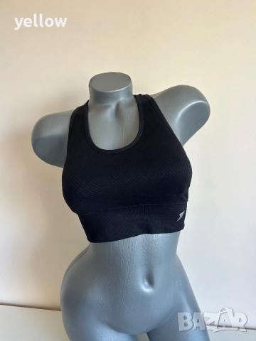 Черно спорт и бюстие 