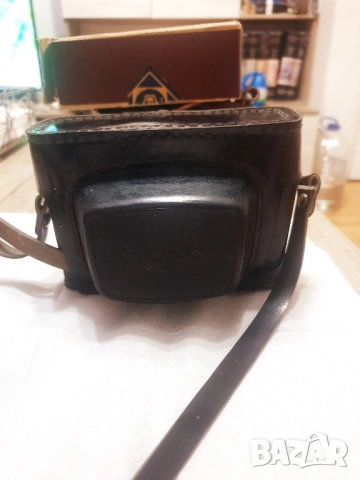 Фотоапарати , снимка 6 - Антикварни и старинни предмети - 52405754