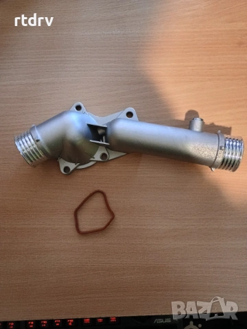 Алуминиево тяло за термостат bmw m52, снимка 3 - Части - 53655703