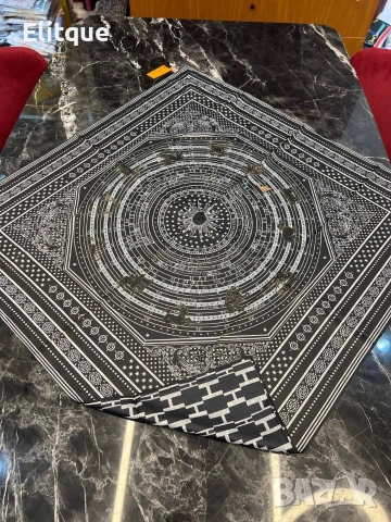 копринени шалове Louis Vuitton Burberry Christian Dior coach , снимка 7 - Шалове - 53015365