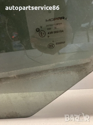 Задно ляво стъкло на прозореца за врата за Jeep Compass 2.2 CRD (2011), снимка 2 - Части - 53603977