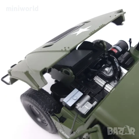 Hummer H1 военен тежко въоръжен с картечница - мащаб 1:18 на CCA Models моделът е нов в кутия, снимка 8 - Колекции - 50727311