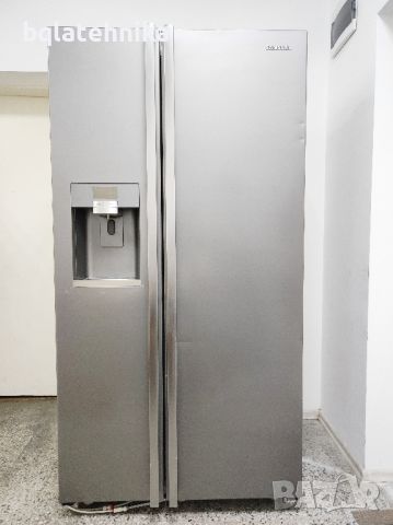 Комбиниран хладилник SAMSUNG, снимка 1 - Хладилници - 46458092