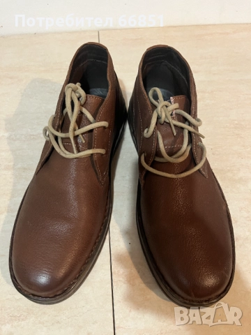 Мъжки обувки чисто нови