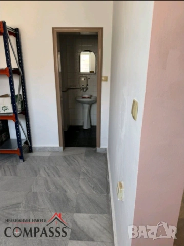 Бизнес сграда - Център, гр. Добрич – 266000евро!, снимка 9 - Други - 53983602