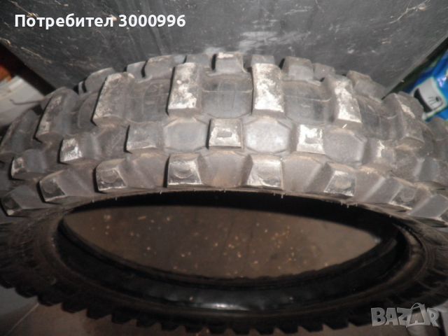 Продавам  гума  за  кросов  мотор  ендуро  ., снимка 1 - Гуми и джанти - 45556143