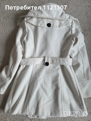 Красиво бяло палто , снимка 2 - Палта, манта - 54043105