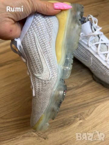 Оригинални маратонки Nike Air VaporMax Flyknit 2021 Pure Platinum ! 38,5 н, снимка 8 - Маратонки - 53660123