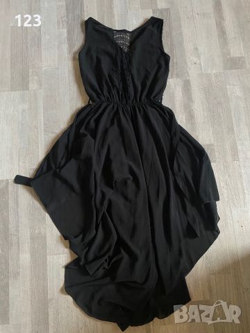 Дамска черна рокля, снимка 2 - Рокли - 46404626