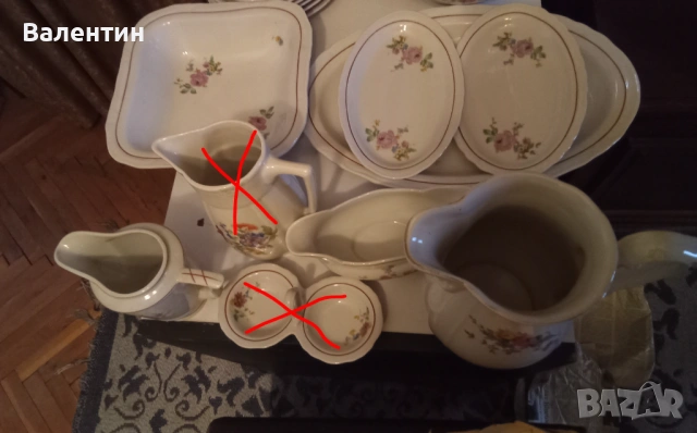 Български порцеланов сервиз за хранене от 25 предмети от 50-те години., снимка 7 - Сервизи - 53744138