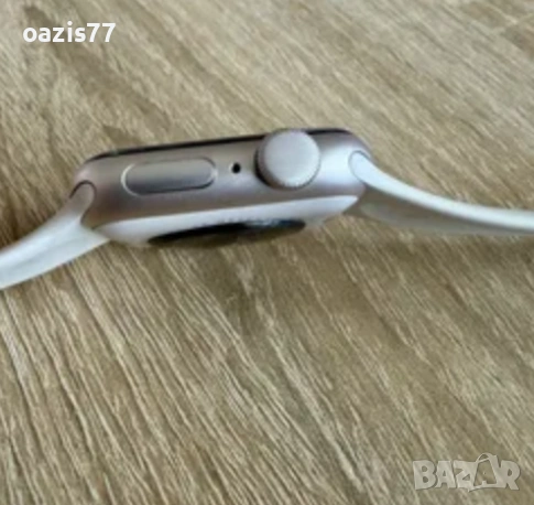Apple Watch SE2. Часовникът е в отлично състояние без следи, ползван винаги с протектори, снимка 6 - Смарт часовници - 54043212