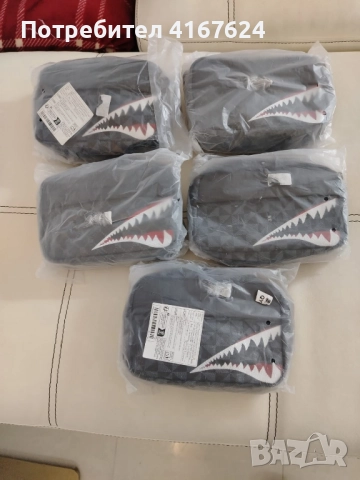 SPRAYGROUND чантички, снимка 5 - Чанти - 51845652