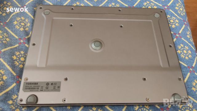 Toshiba Portege 2 in 1 tablet laptop i5 4210Y, снимка 9 - Лаптопи за дома - 46403554