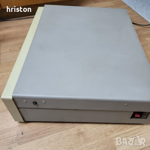 Продавам кутия със захранване от "Правец 16"