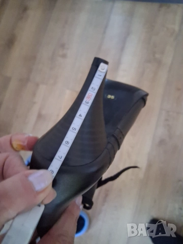 Чисто нови боти от ест.кожа, снимка 6 - Дамски боти - 51129335