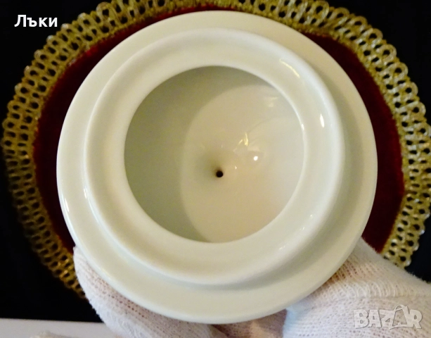 Захарница баварски порцелан,злато,картина,200 мл. , снимка 3 - Антикварни и старинни предмети - 52268037