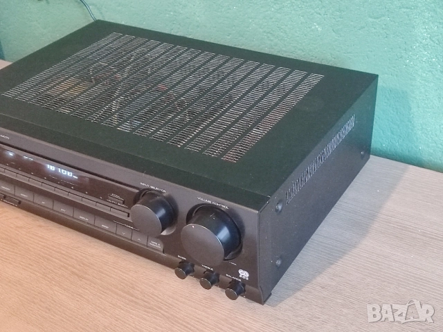 Качествен стерео ресивър Kenwood. Транзисторен усилвател с вграден радио тунер., снимка 8 - Ресийвъри, усилватели, смесителни пултове - 52735365