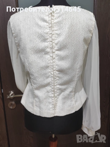 Блуза елегантна р-р M, снимка 2 - Блузи с дълъг ръкав и пуловери - 51201071