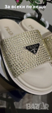 Prada Дамски Бежови Чехли С Кристали🩴Дамски Чехли С Камъни В Бежов Цвят Код E1305, снимка 2 - Чехли - 54135716