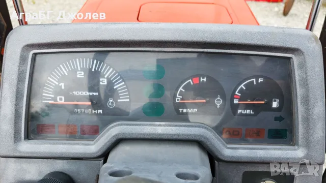 Японски трактор Hitachi NZ215 (Kubota GT21) с челен товарач, 4х4, 21 к.с., АграБГ Джолев, снимка 12 - Селскостопанска техника - 47072764