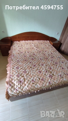 Дървена спалня с две нощни шкафчета, снимка 2 - Спални и легла - 53500653