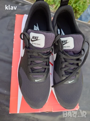 Маратонки Nike AIR MAX TAVAS 44.5, снимка 6 - Маратонки - 50488420