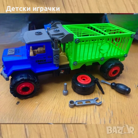 Сглобяем камион играчка с динозаври и инструменти 42см, снимка 4 - Коли, камиони, мотори, писти - 52657202