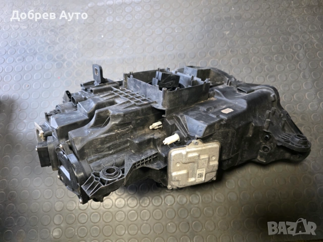 Десен фар за Audi A3 8V - 8V0 941 034 D , снимка 3 - Части - 54235790