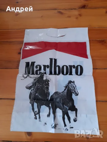 Стара найлонова торбичка Marlboro, снимка 2 - Други ценни предмети - 47248006